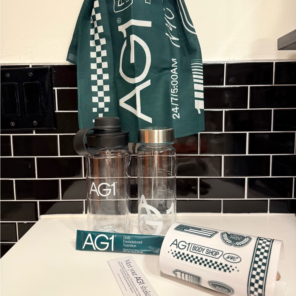 Bandit Running - Bandit Grand Prix X AG1 Yeti Bottle and Drink Shaker